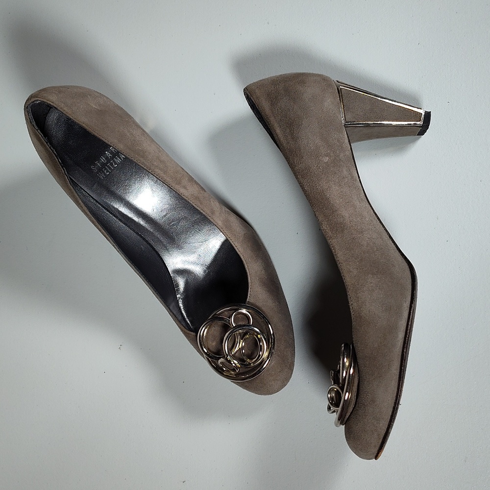 Stuart Weitzman Sahara Cosmos Taupe Heels with Silver Detail 7.5‎